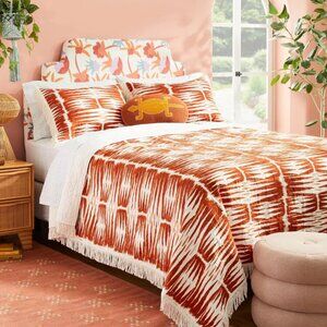 Opalhouse Printed with Fringe Groove Print Quilt White/Burnt Orange NWT